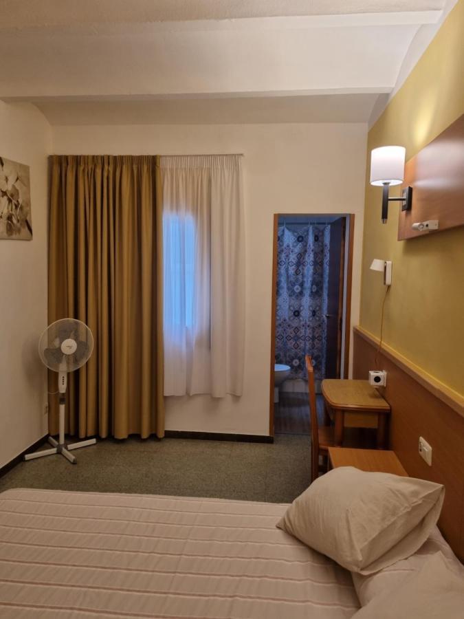 Pension El Ciervo Lloret de Mar Dış mekan fotoğraf